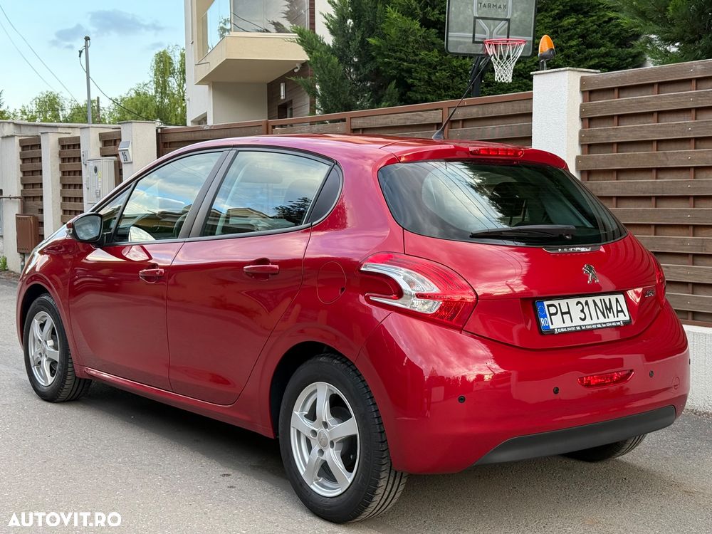 Peugeot 208 1.2 L PureTech Access - 3