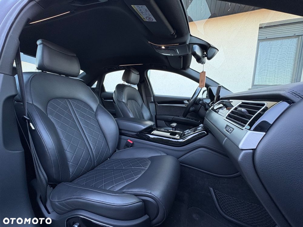 Audi A8 3.0 TDI DPF clean quattro tiptronic - 14