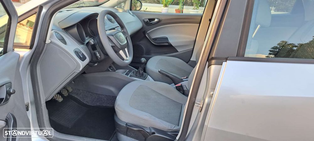 SEAT Ibiza 1.2 12V Reference - 9