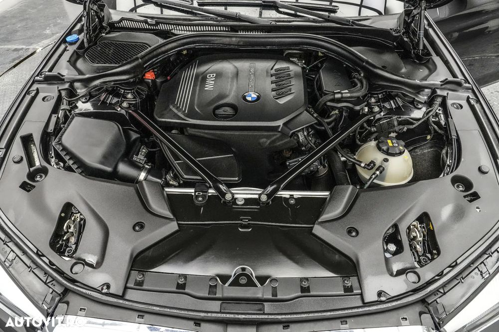 BMW Seria 5 520d EfficientDynamics Edition AT - 24