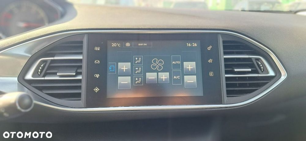 Peugeot 308 - 15