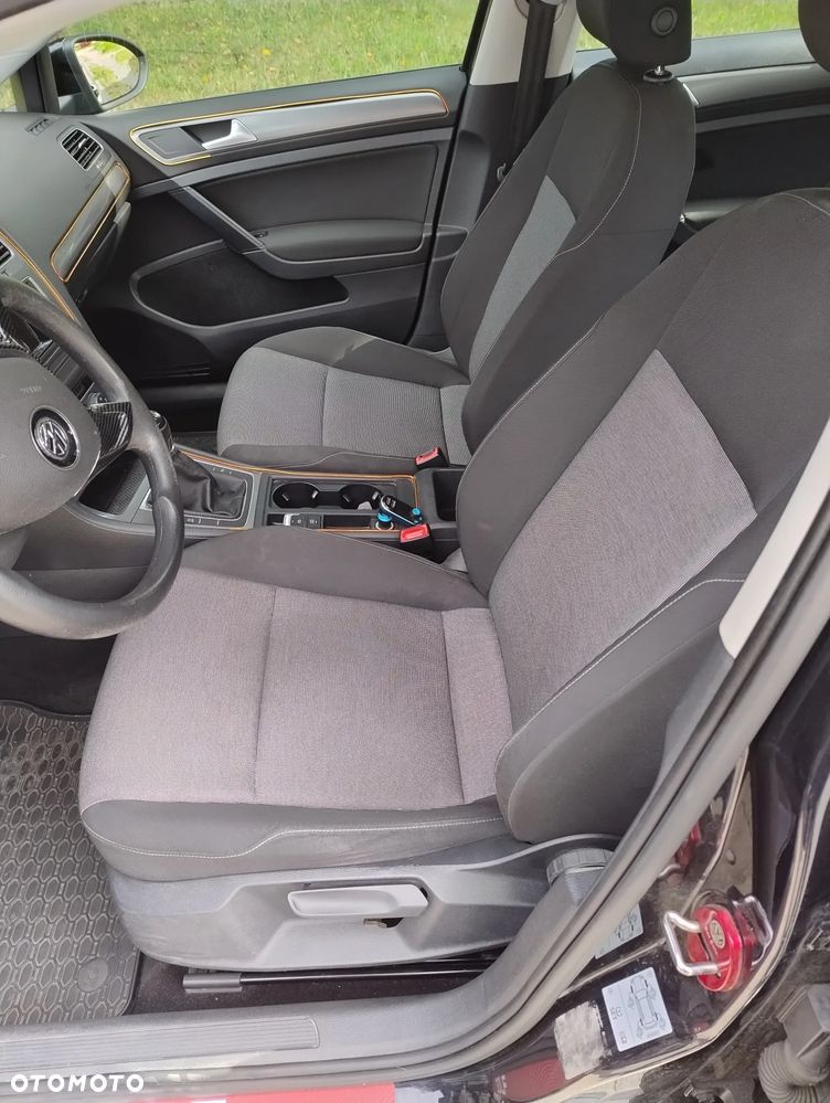 Volkswagen Golf 1.4 TSI BMT Comfortline - 12
