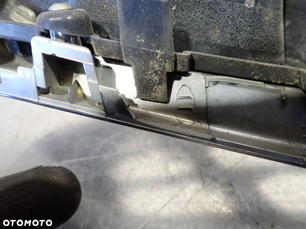 GRILL ATRAPA SUBARU IMPREZA 1.5 - 13