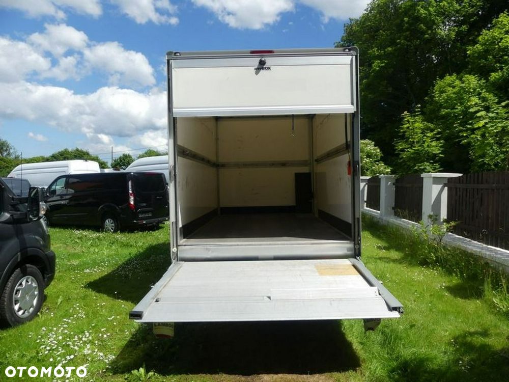 Ford Transit - 19