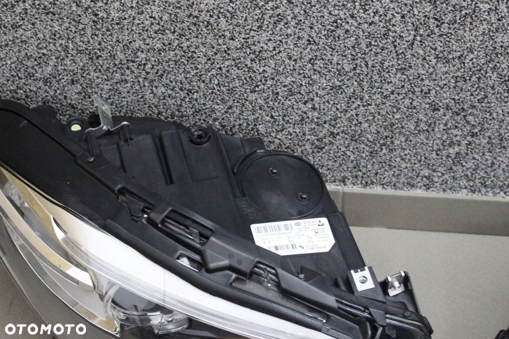 BMW 5 F10 F11 LIFT LCI BI-XENON NIE Sk LAMPY PRZÓD - 6