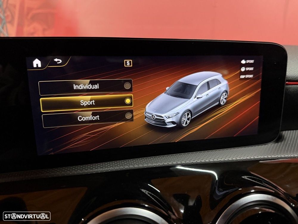 Mercedes-Benz A 180 Advanced AMG Line - 13