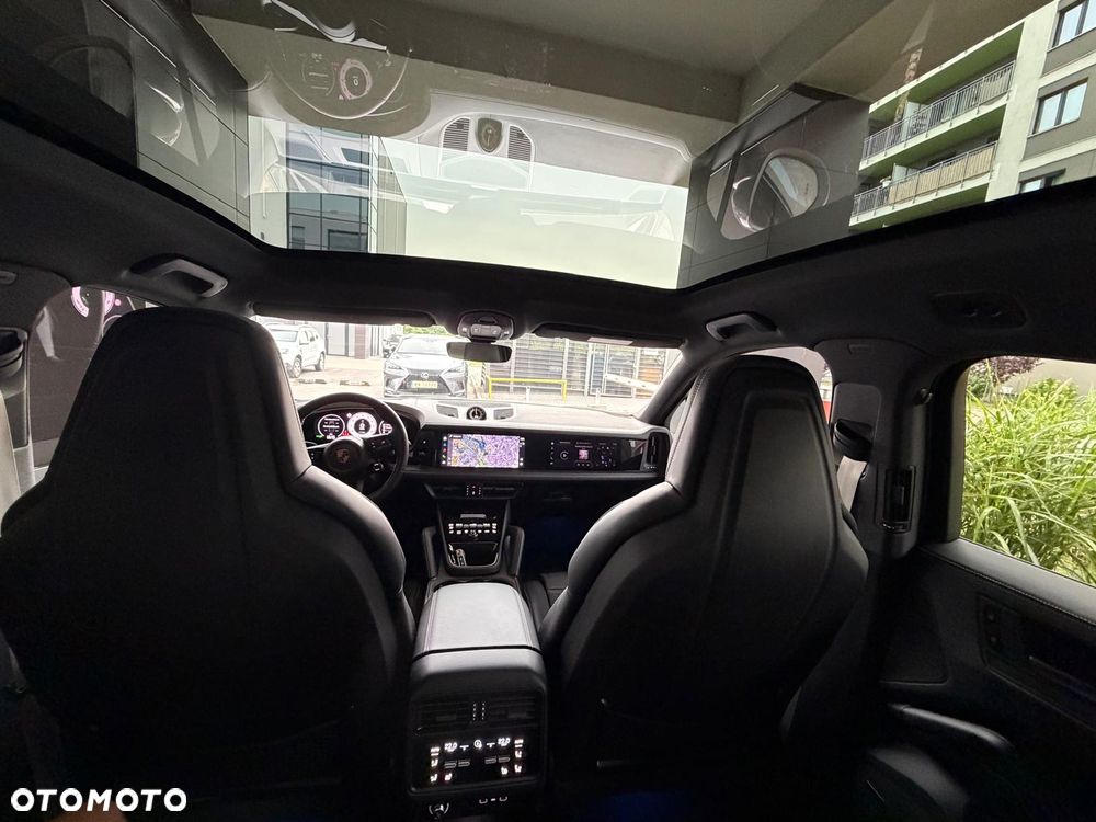 Porsche Cayenne E-Hybrid PHEV Black Edition - 3