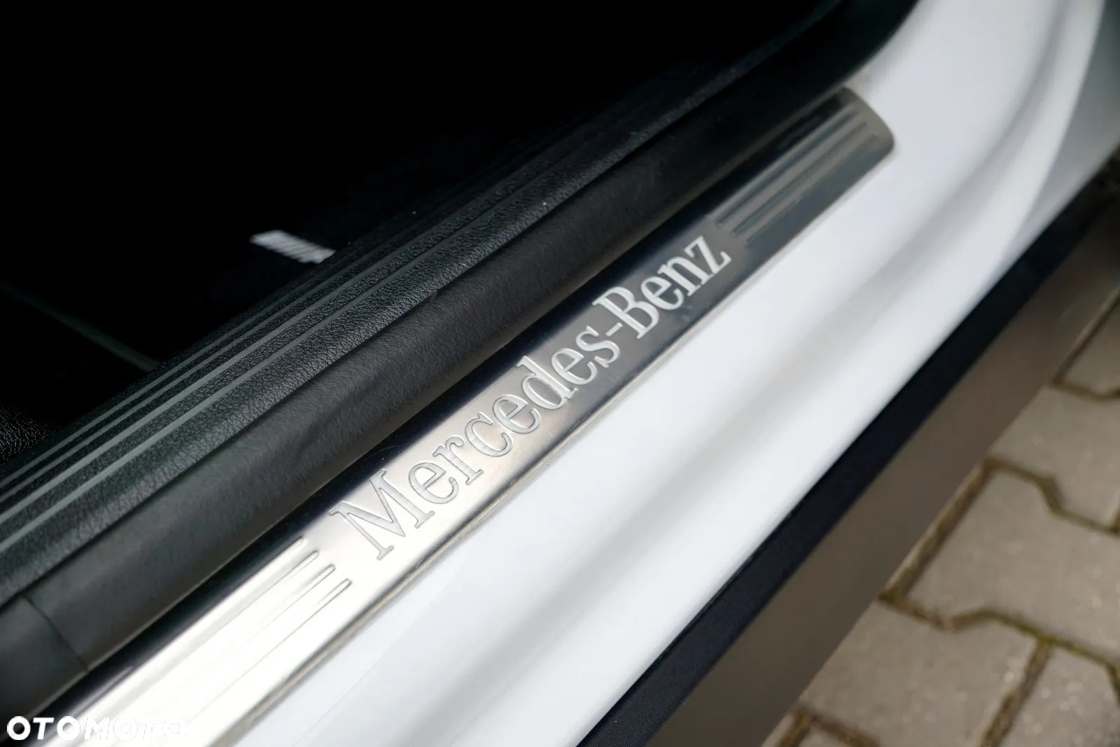 Mercedes-Benz GLB 200 AMG Line 7G-DCT - 23