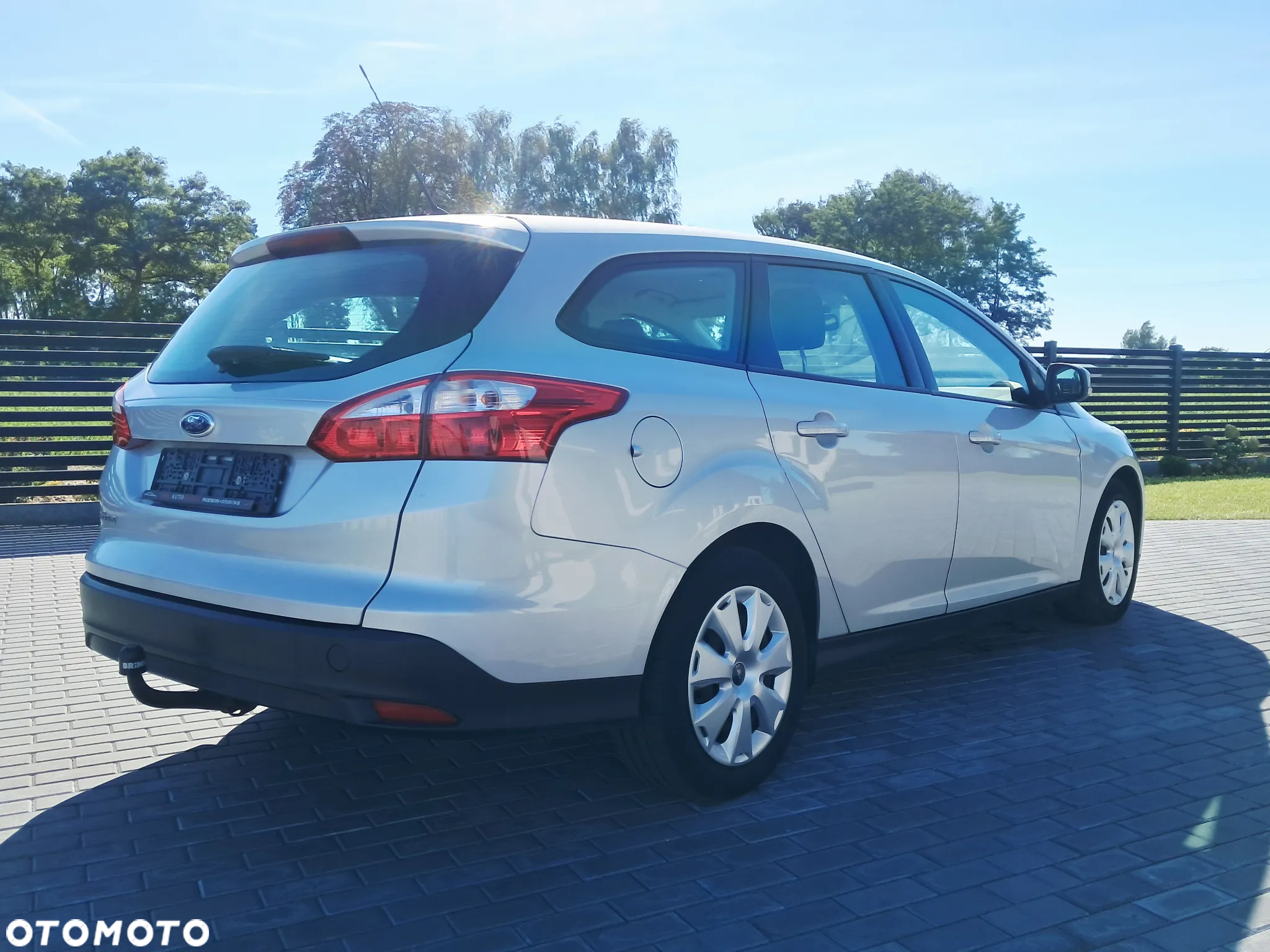 Ford Focus Turnier 1.0 EcoBoost Start-Stopp-System Ambiente - 14