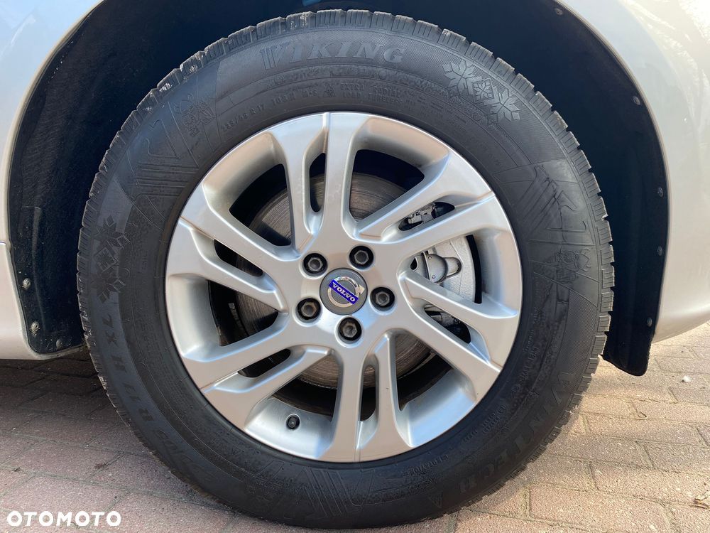 Volvo XC 60 D3 Geartronic Momentum - 19