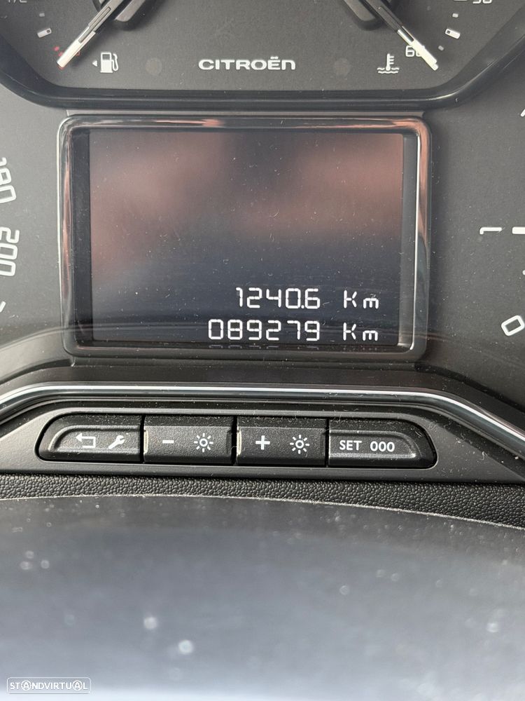 Citroën C3 1.2 PureTech Shine - 6