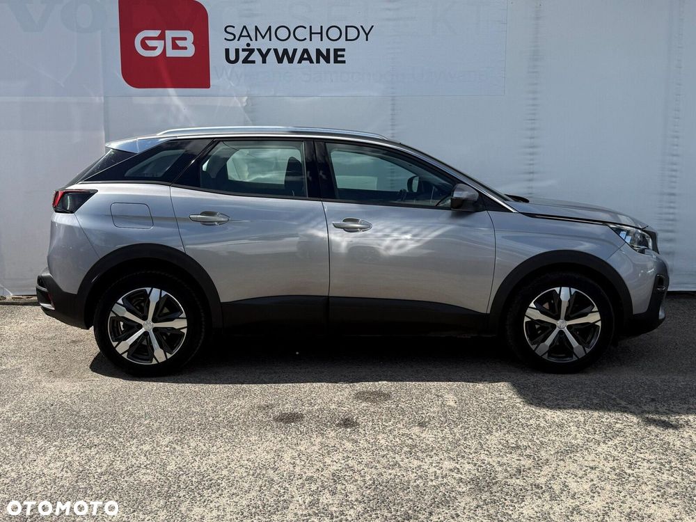Peugeot 3008 1.6 PureTech GPF Allure S&S EAT8 - 6