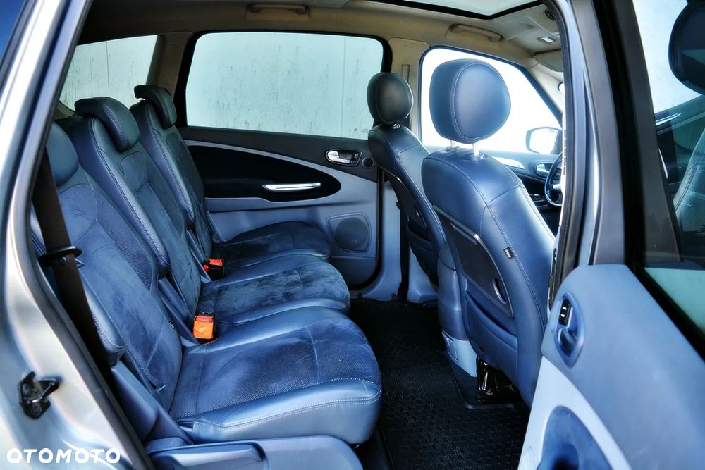 Ford S-Max 2.0 TDCi Titanium - 10