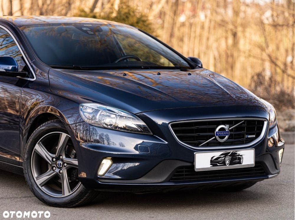 Volvo V40 D2 R-Design - 20