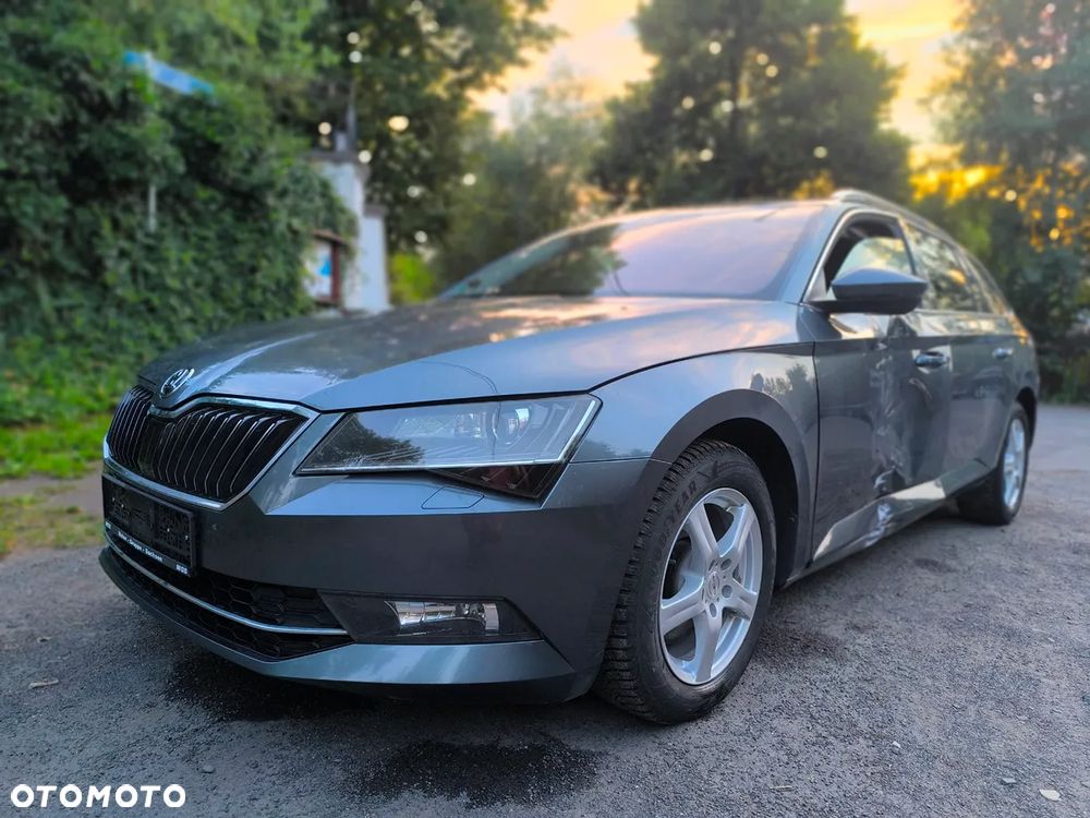 Skoda Superb 2.0 TDI DSG L&K - 3