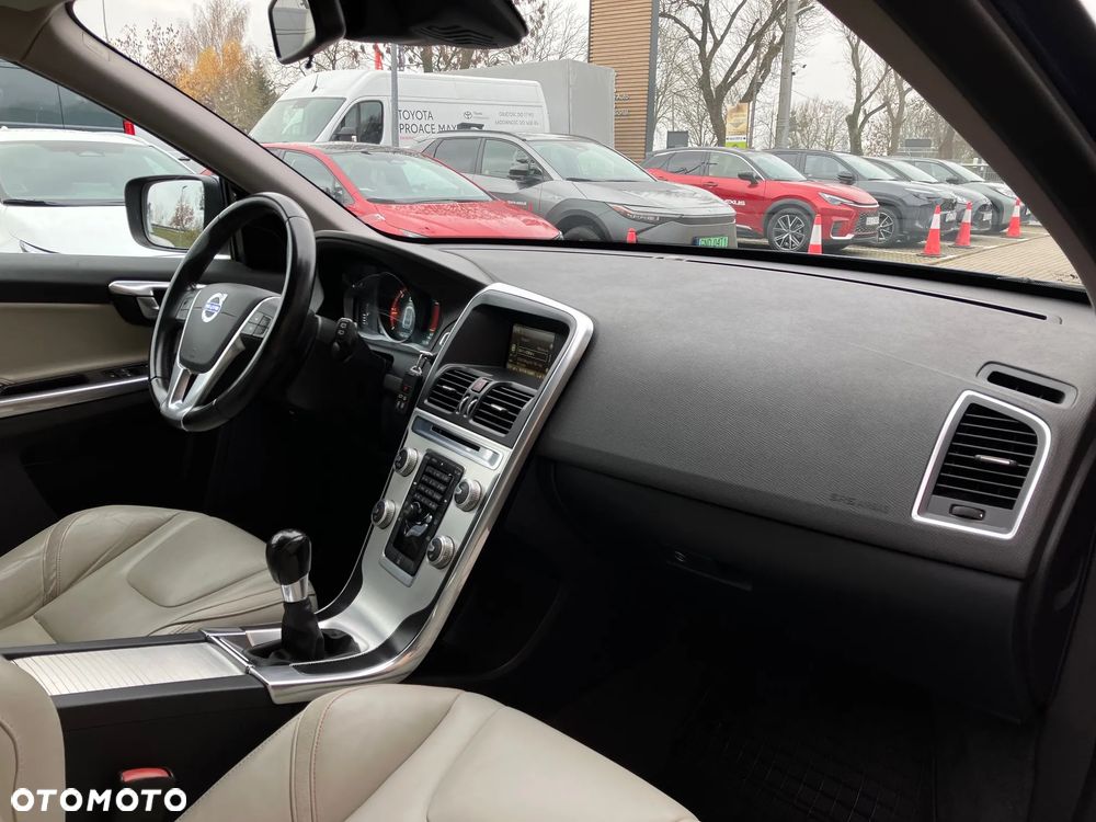 Volvo XC 60 D3 Ocean Race - 17