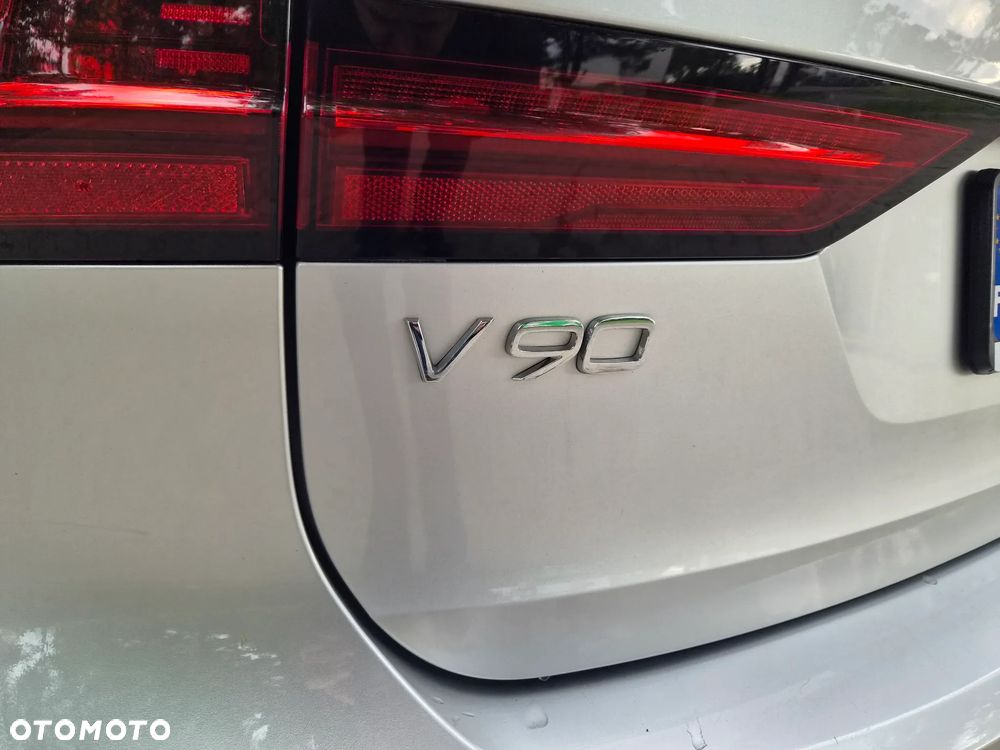 Volvo V90 B4 D AWD Momentum Pro - 8