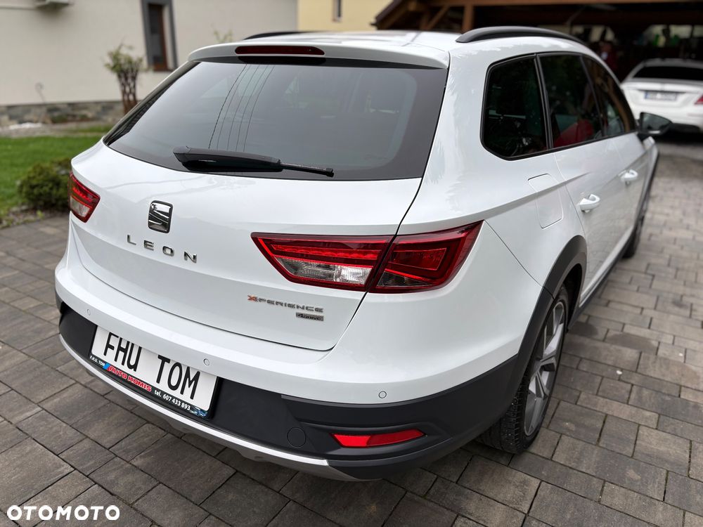Seat Leon 2.0 TDI DPF Start&Stop DSG XCELLENCE - 16