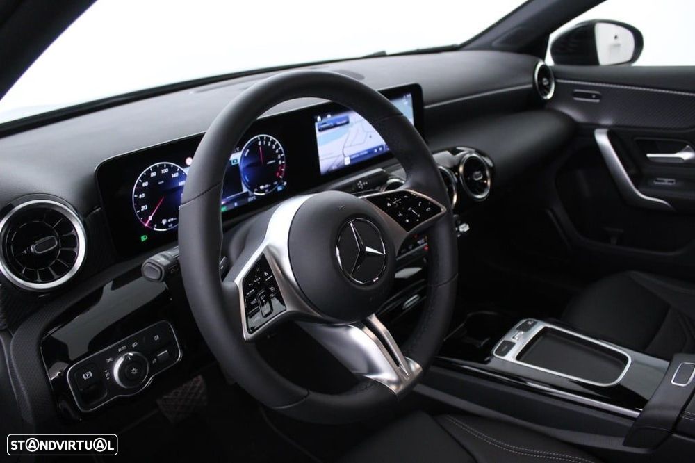 Mercedes-Benz A 250 e Progressive - 21