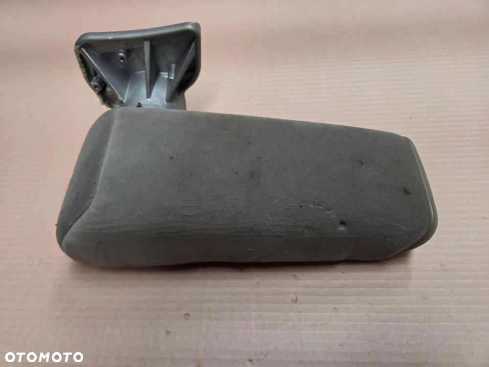 Podłokietnik kierowcy Citroen C3 Picasso - 2