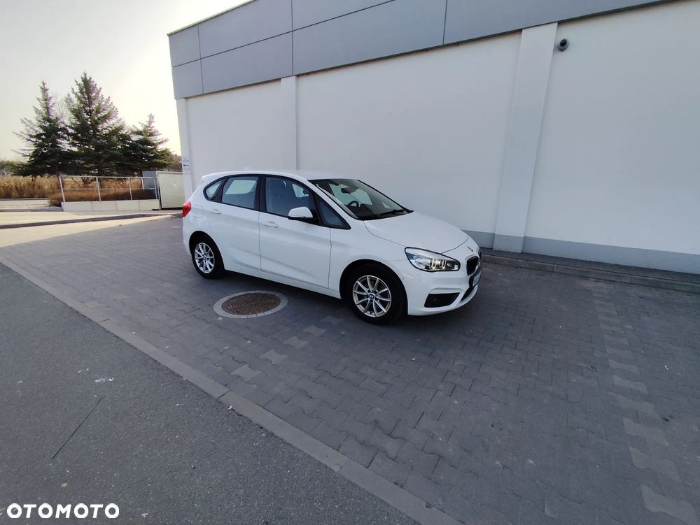 BMW Seria 2 216d - 15