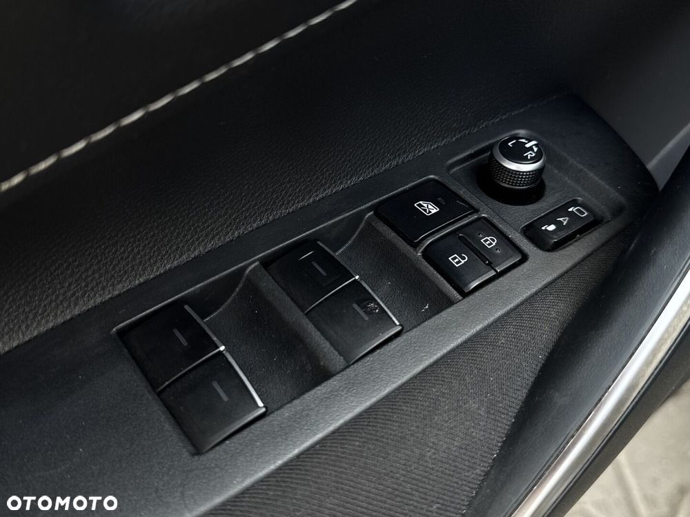 Toyota Corolla 2.0 Hybrid Comfort - 31