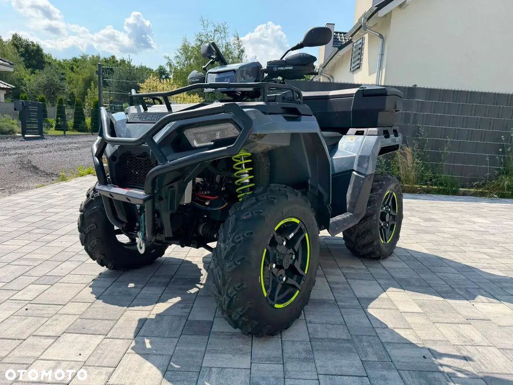Polaris Sportsman - 1
