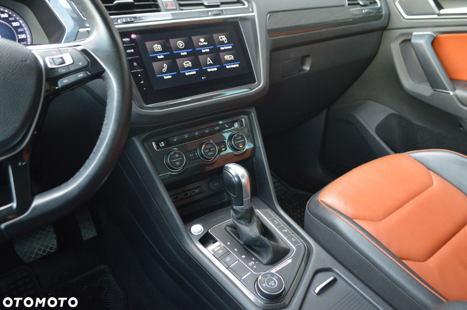 Volkswagen Tiguan - 17