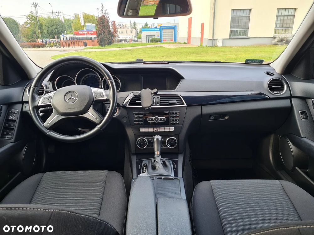 Mercedes-Benz Klasa C - 16