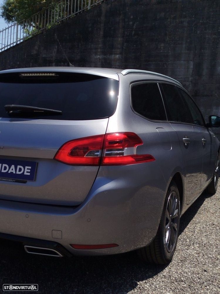 Peugeot 308 SW 1.2 PureTech Style - 16