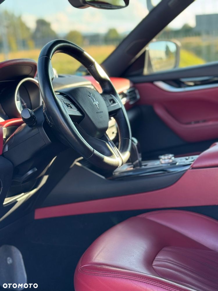 Maserati Levante Diesel Granlusso - 19