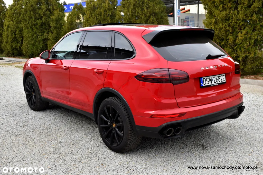 Porsche Cayenne S Diesel Platinum Edition - 9
