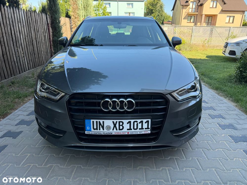 Audi A3 Sportback 2.0 TDI (clean diesel) Ambiente - 2