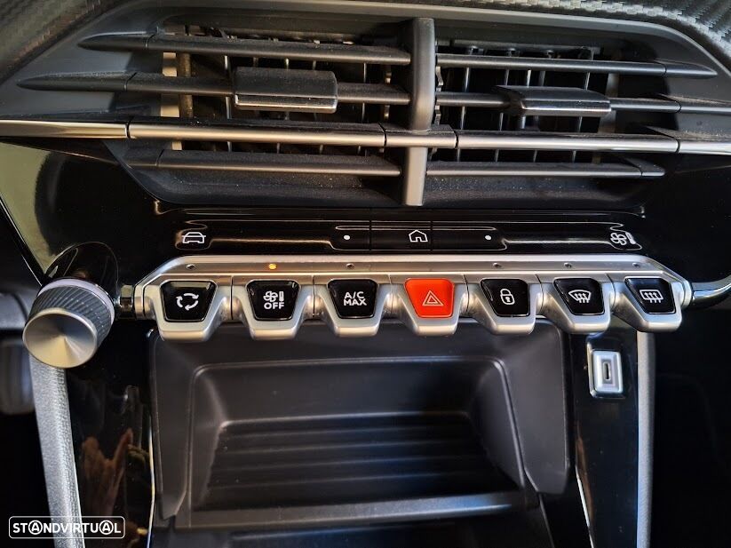 Peugeot 2008 1.2 PureTech Active Pack - 19