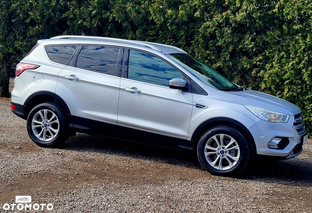 Ford Kuga - 13