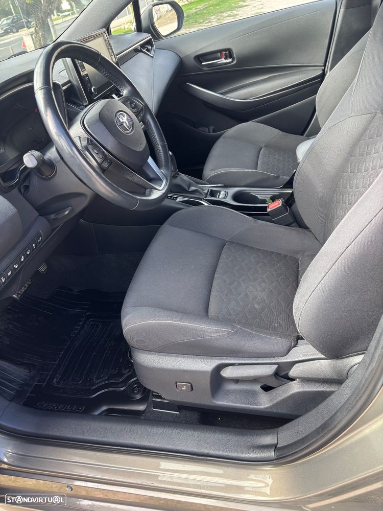 Toyota Corolla Touring Sports 1.8 Hybrid Comfort - 14