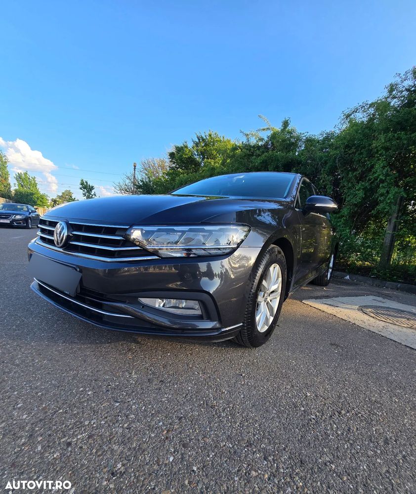 Volkswagen Passat 2.0 TDI DSG Comfortline - 5