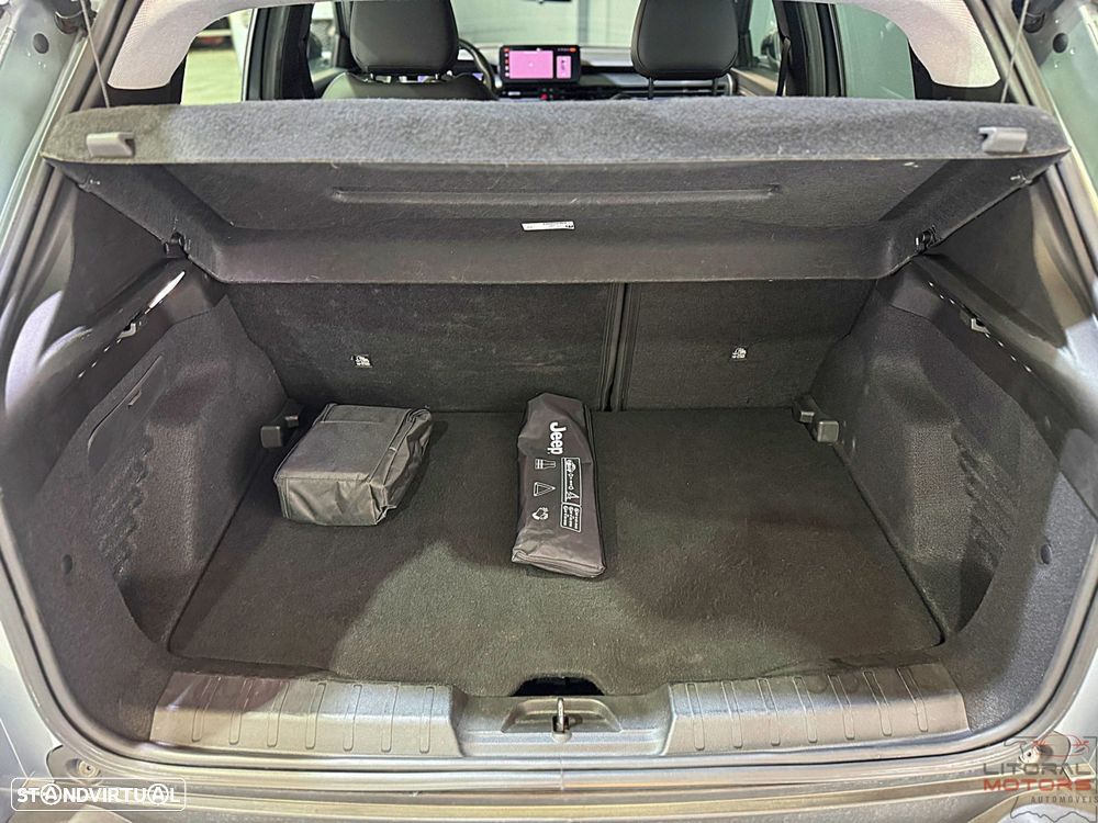 Jeep Avenger 1.2 GSE T3 Altitude - 11