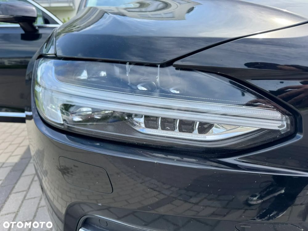 Volvo S90 D4 Inscription - 25
