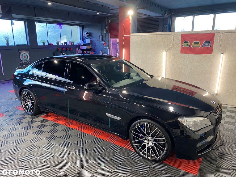 BMW Seria 7 740Li - 4