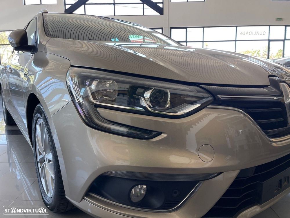 Renault Mégane Sport Tourer 1.5 dCi Limited EDC - 11