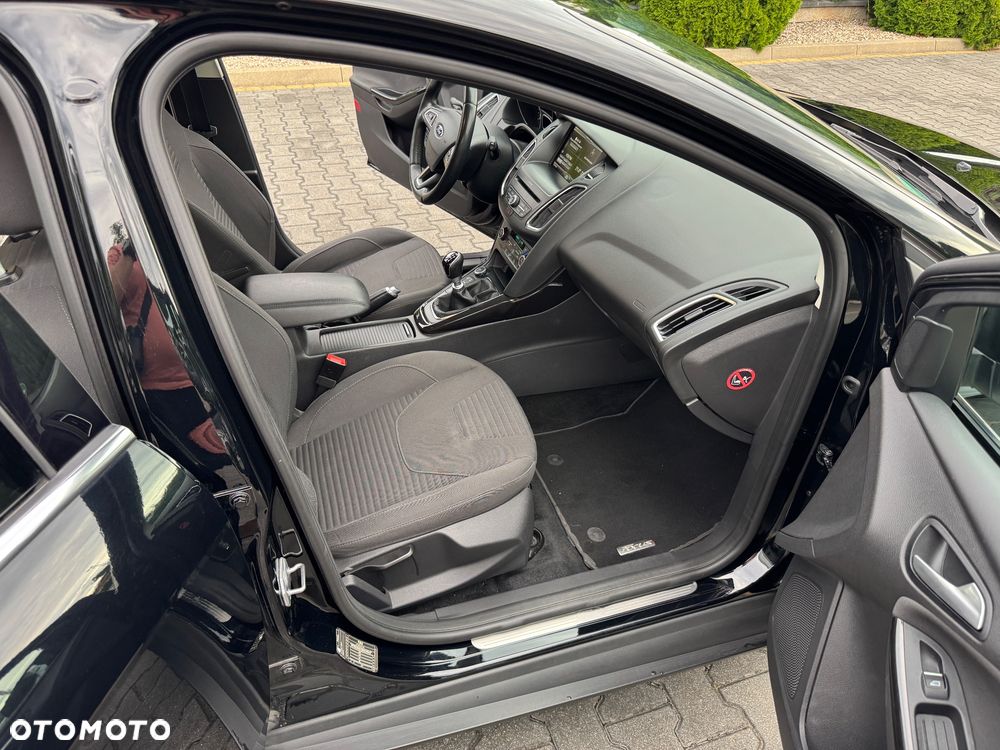 Ford Focus 1.5 TDCi DPF Start-Stopp-System Titanium - 25