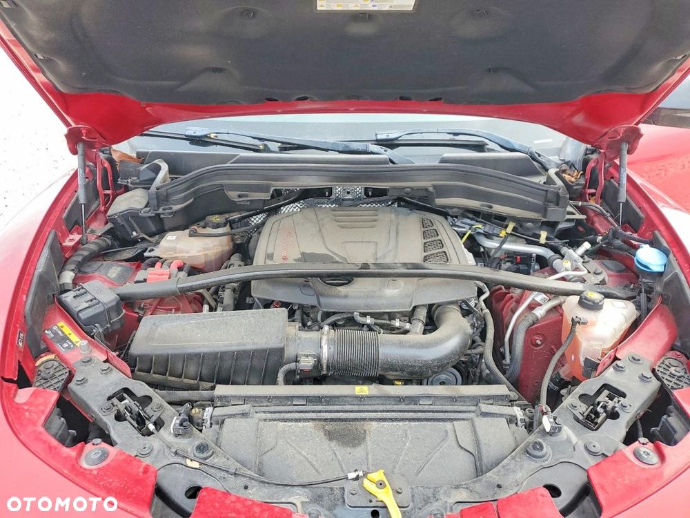 Alfa Romeo Stelvio - 13