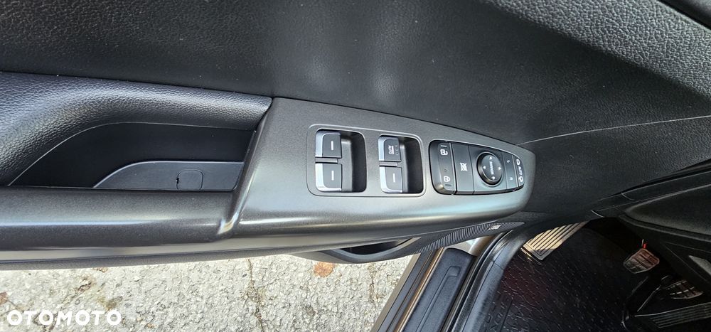 Kia Sportage - 19