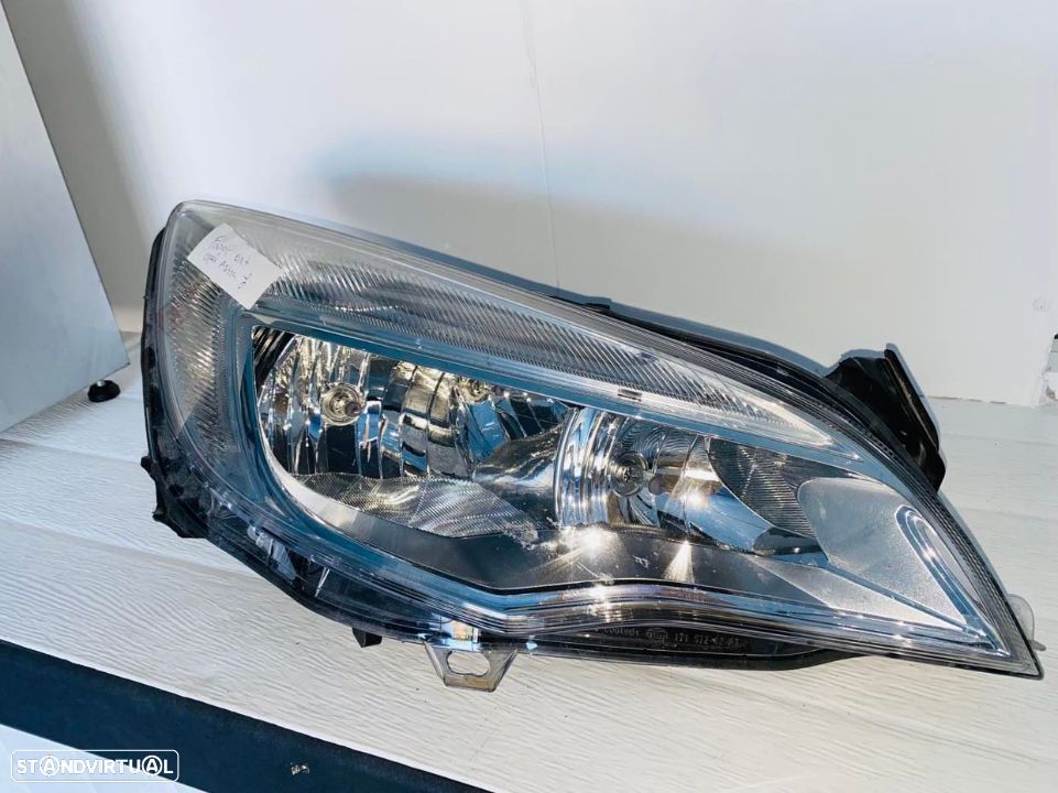 Farol Direito Opel Astra J - 09 / 15 - 1