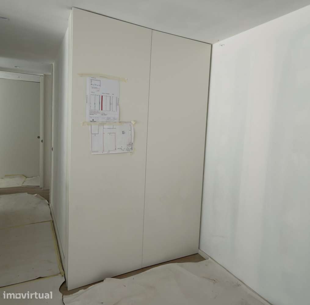 T2 Porto C/ varanda e Lugar Garagem - Grande imagem: 4/16