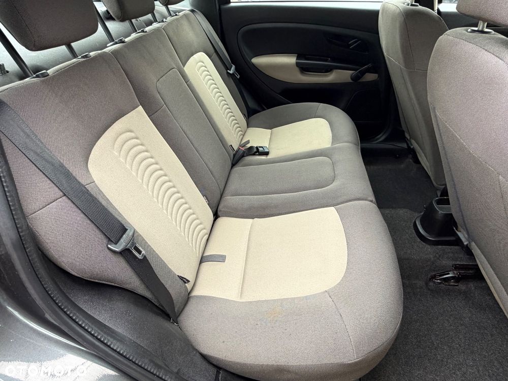 Fiat Linea 1.4 Active - 17