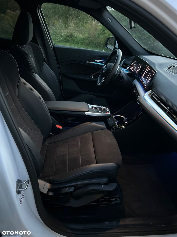 BMW X1 sDrive18i - 17