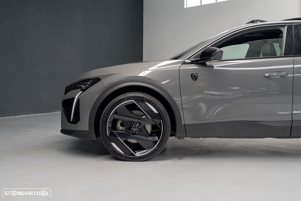 Peugeot 408 1.6 Hybrid GT e-EAT8 - 28