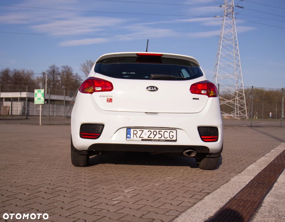 Kia Ceed 1.6 CRDi M - 7